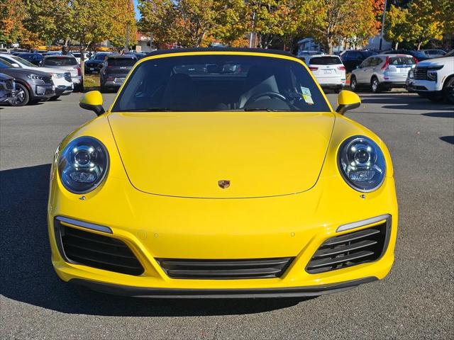 2017 Porsche 911 Carrera