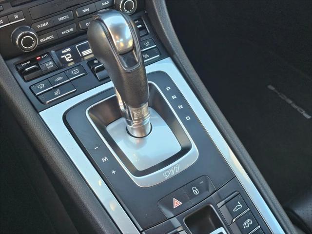 2017 Porsche 911 Carrera