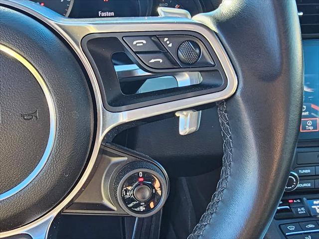 2017 Porsche 911 Carrera