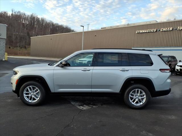 2025 Jeep Grand Cherokee L Laredo 4x4 2025 Jeep Grand Cherokee L Laredo 4x4