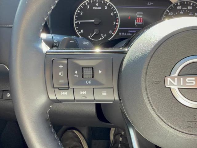2025 Nissan Pathfinder SL FWD