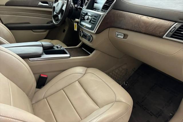 2015 Mercedes-Benz 400 4MATIC