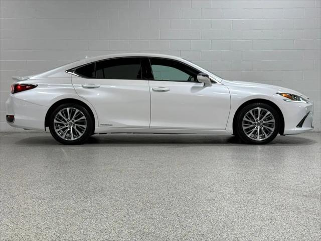 2020 Lexus ES 300h ES 300h