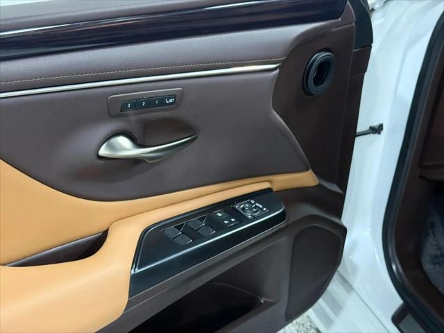 2020 Lexus ES 300h ES 300h
