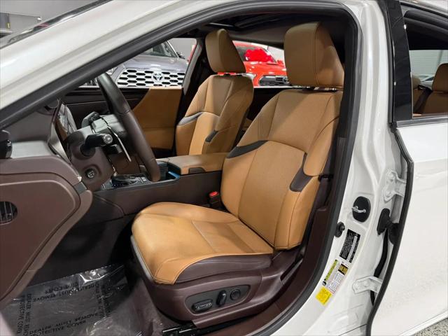2020 Lexus ES 300h ES 300h