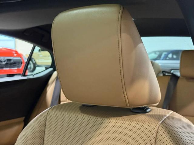 2020 Lexus ES 300h ES 300h