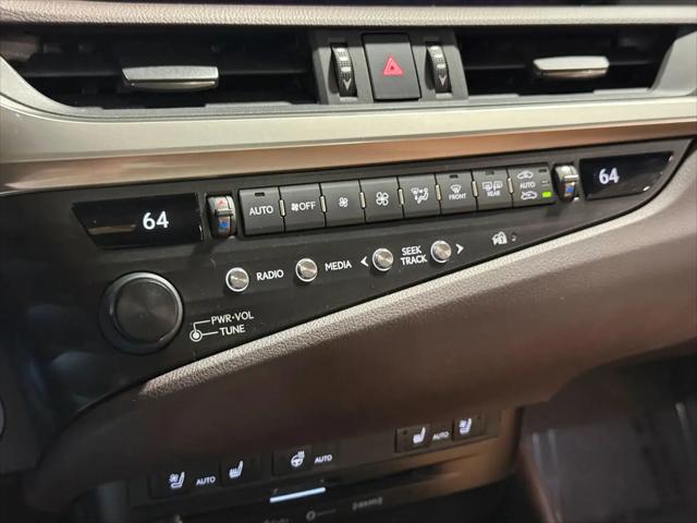 2020 Lexus ES 300h ES 300h