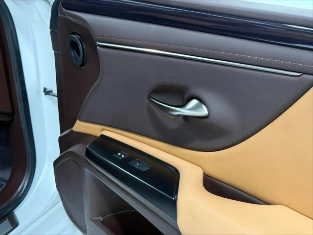 2020 Lexus ES 300h ES 300h