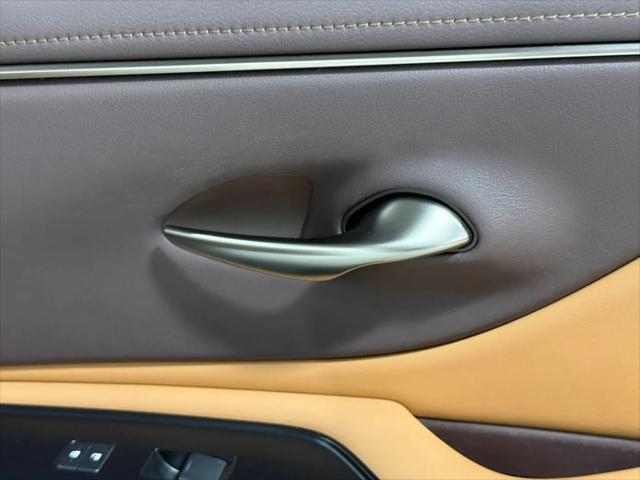 2020 Lexus ES 300h ES 300h