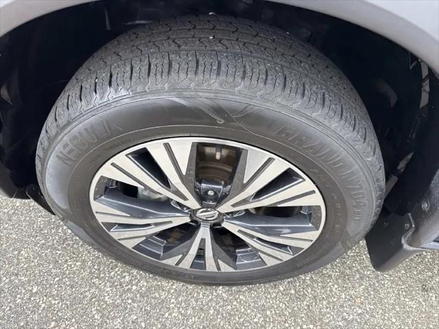2021 Nissan Rogue SV FWD