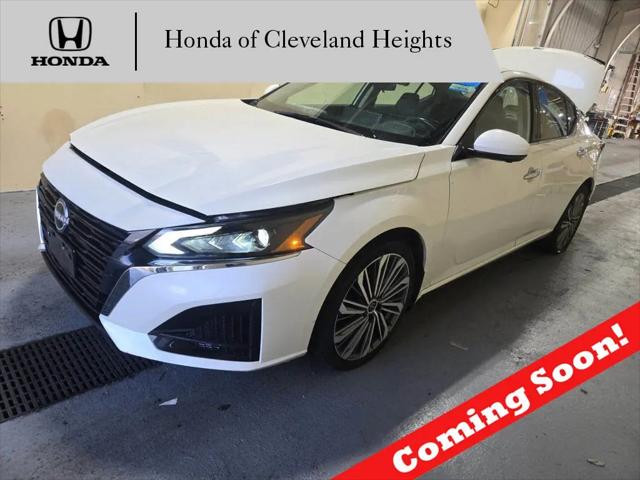 2023 Nissan Altima SL Intelligent AWD for sale in Cleveland Heights, OH
