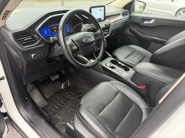 2020 Ford Escape Titanium