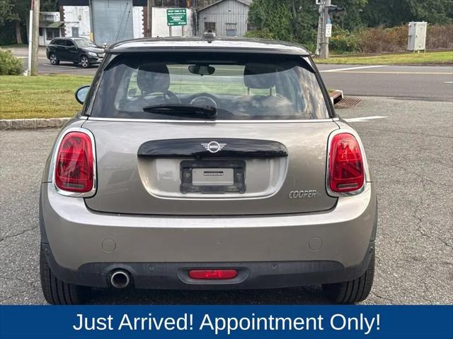 2021 MINI Hardtop Cooper