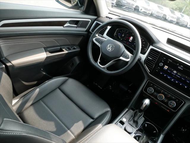2023 Volkswagen Atlas 3.6L V6 SE w/Technology