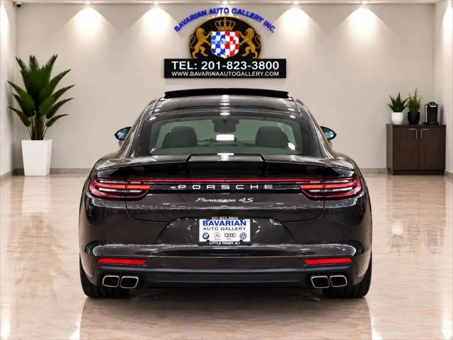 2018 Porsche Panamera Turbo Executive
