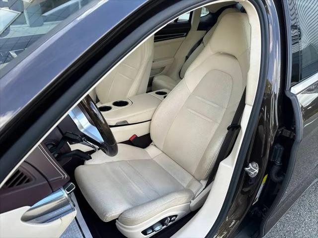 2018 Porsche Panamera Turbo Executive