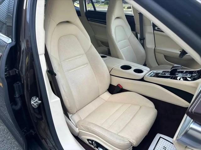 2018 Porsche Panamera Turbo Executive