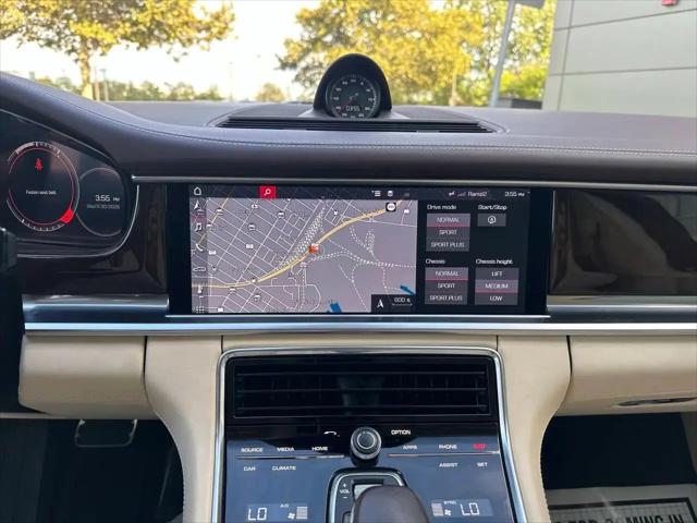 2018 Porsche Panamera Turbo Executive