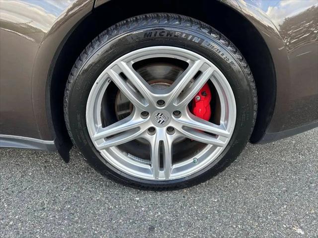 2018 Porsche Panamera Turbo Executive