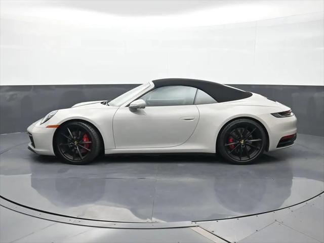 2023 Porsche 911 Carrera 4S Cabriolet