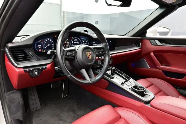 2023 Porsche 911 Carrera 4S Cabriolet