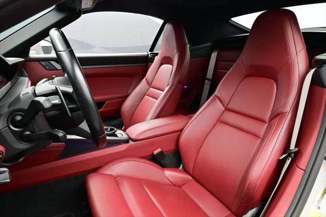 2023 Porsche 911 Carrera 4S Cabriolet