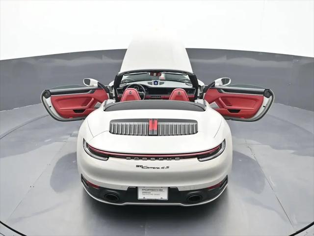 2023 Porsche 911 Carrera 4S Cabriolet