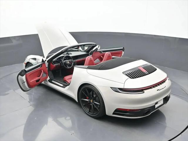 2023 Porsche 911 Carrera 4S Cabriolet