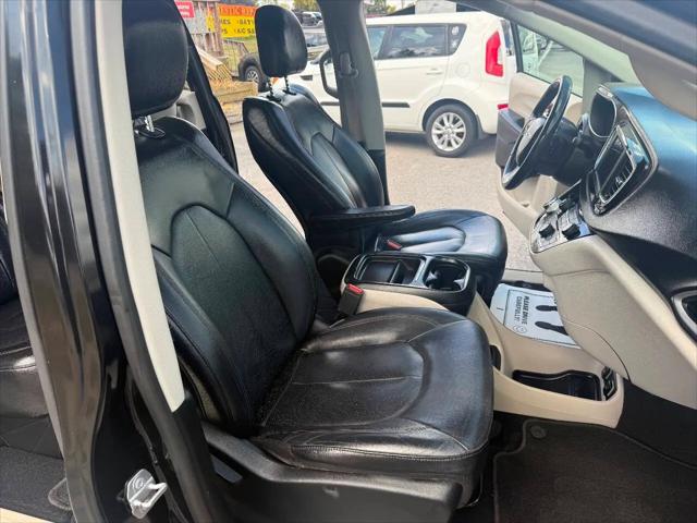 2019 Chrysler Pacifica Touring L