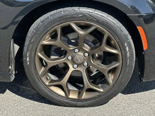 2016 Chrysler 300 300S Alloy Edition