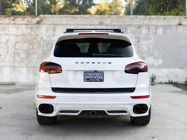 2016 Porsche Cayenne GTS