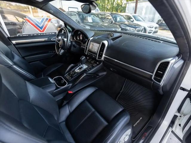 2016 Porsche Cayenne GTS