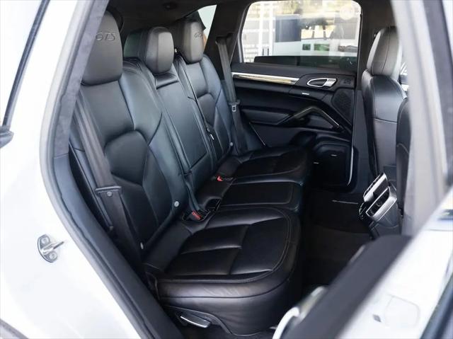 2016 Porsche Cayenne GTS
