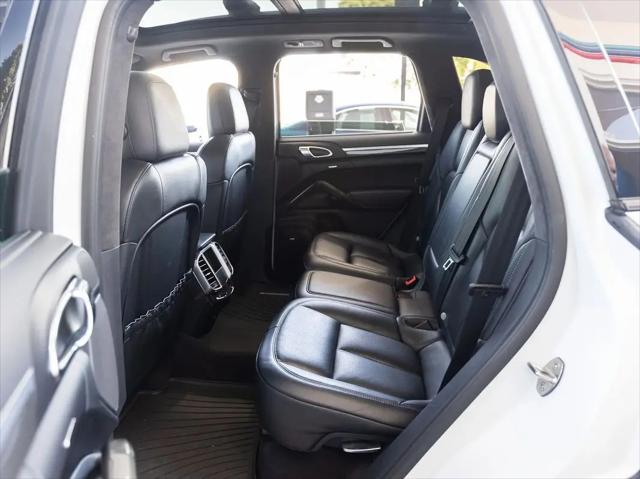 2016 Porsche Cayenne GTS