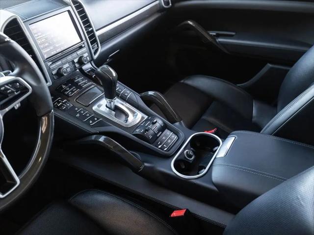 2016 Porsche Cayenne GTS