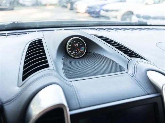 2016 Porsche Cayenne GTS