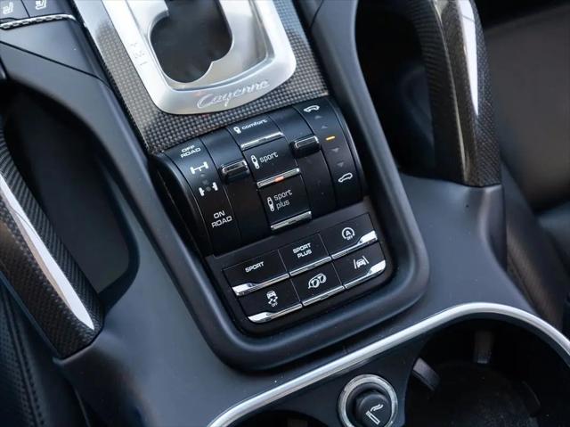2016 Porsche Cayenne GTS