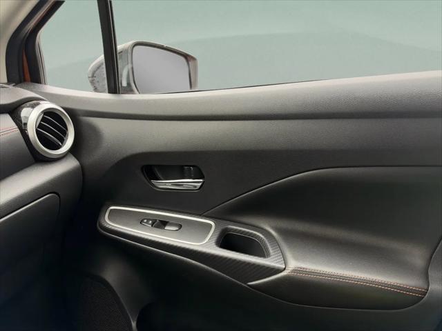 2021 Nissan Versa SR Xtronic CVT