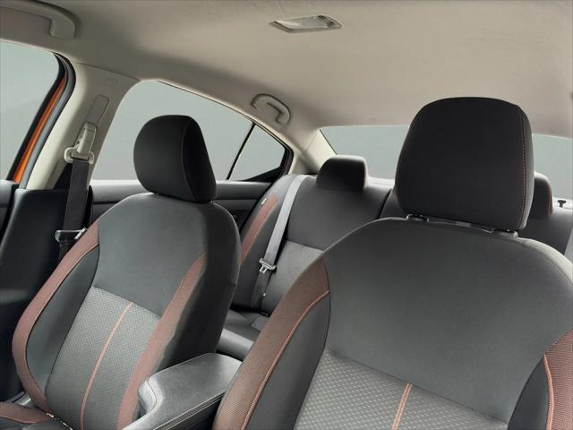 2021 Nissan Versa SR Xtronic CVT