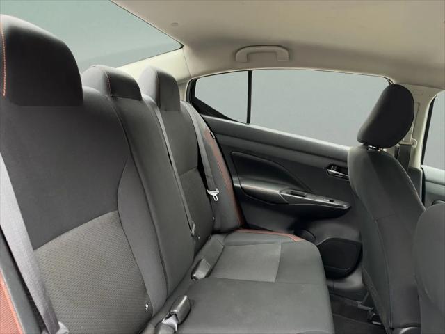 2021 Nissan Versa SR Xtronic CVT