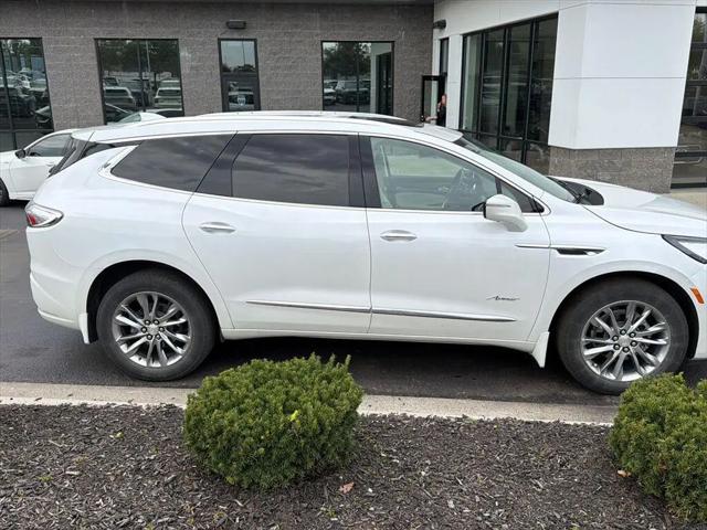 2022 Buick Enclave AWD Avenir
