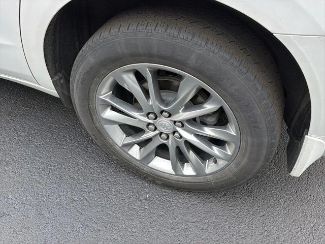 2022 Buick Enclave AWD Avenir