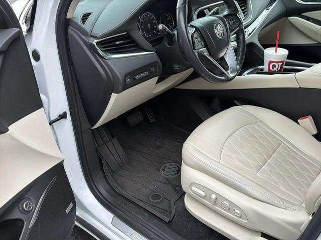 2022 Buick Enclave AWD Avenir