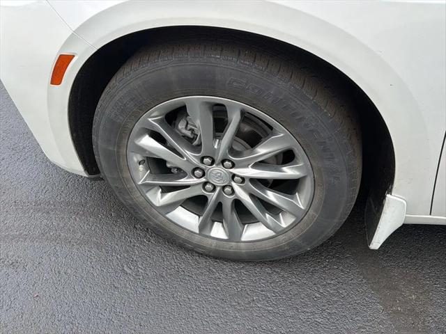 2022 Buick Enclave AWD Avenir