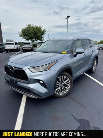 2021 Toyota Highlander Platinum for sale in Lees Summit, MO