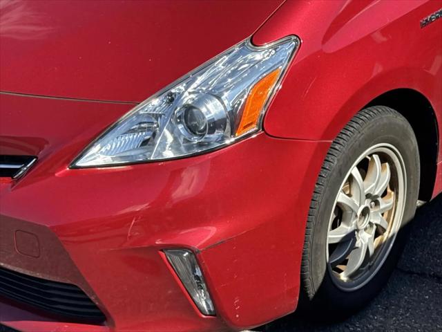 2013 Toyota Prius v Three