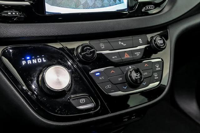 2020 Chrysler Pacifica Touring L Plus