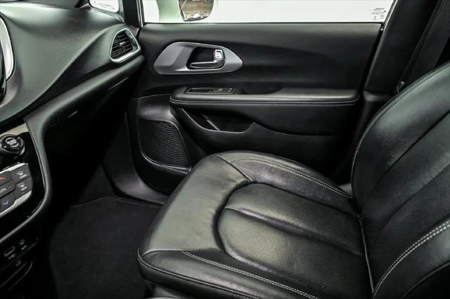 2020 Chrysler Pacifica Touring L Plus