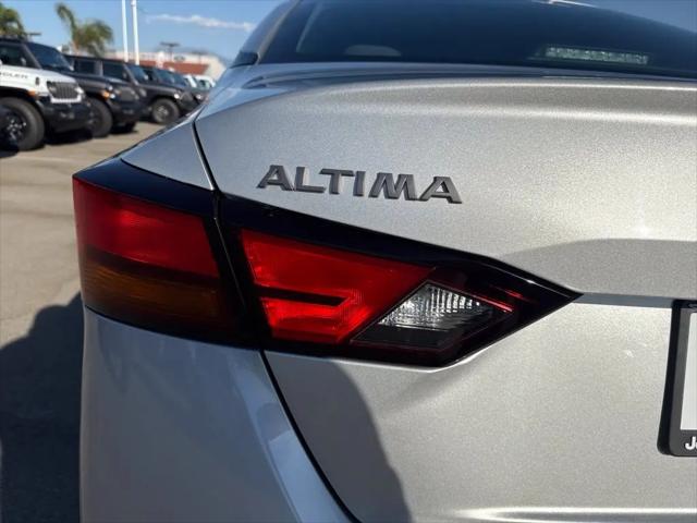 2024 Nissan Altima SV FWD