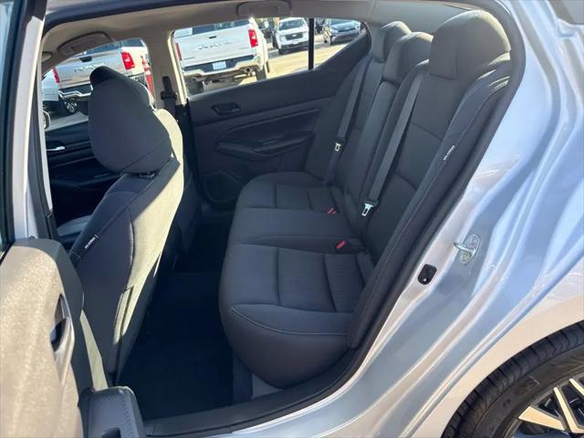 2024 Nissan Altima SV FWD